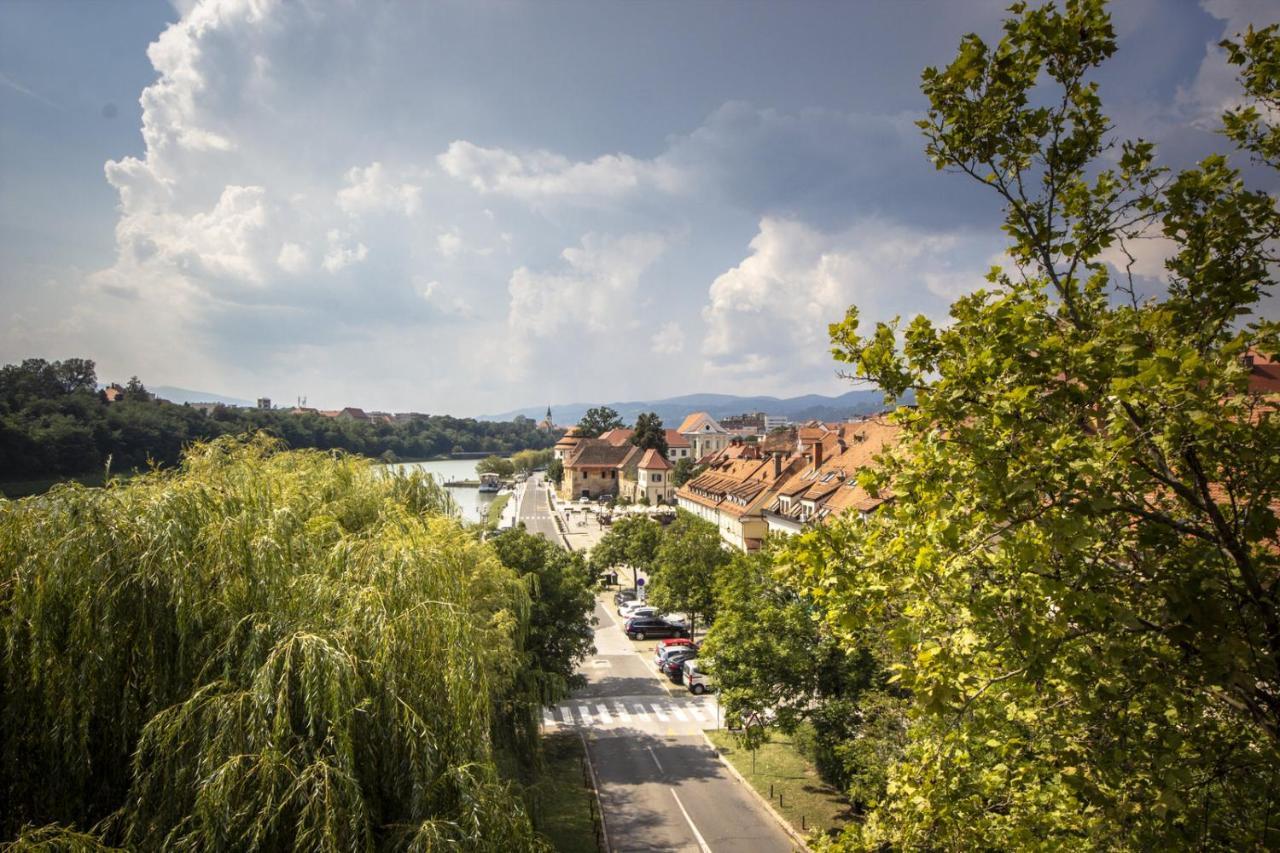 Amazing Apartment In Downtown Maribor Exteriér fotografie